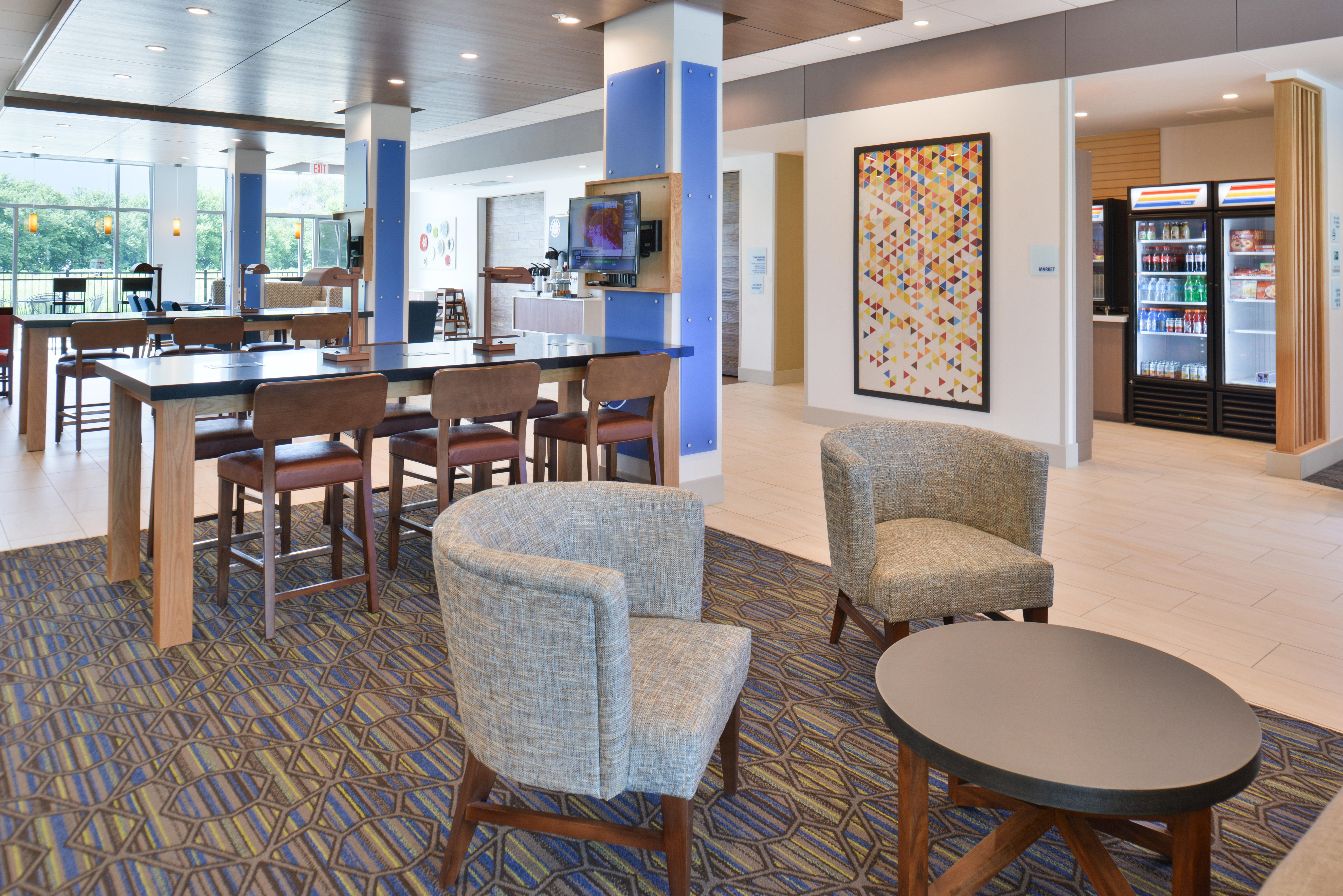 Holiday Inn Express & Suites Omaha Airport, An Ihg Hotel Carter Lake Екстериор снимка