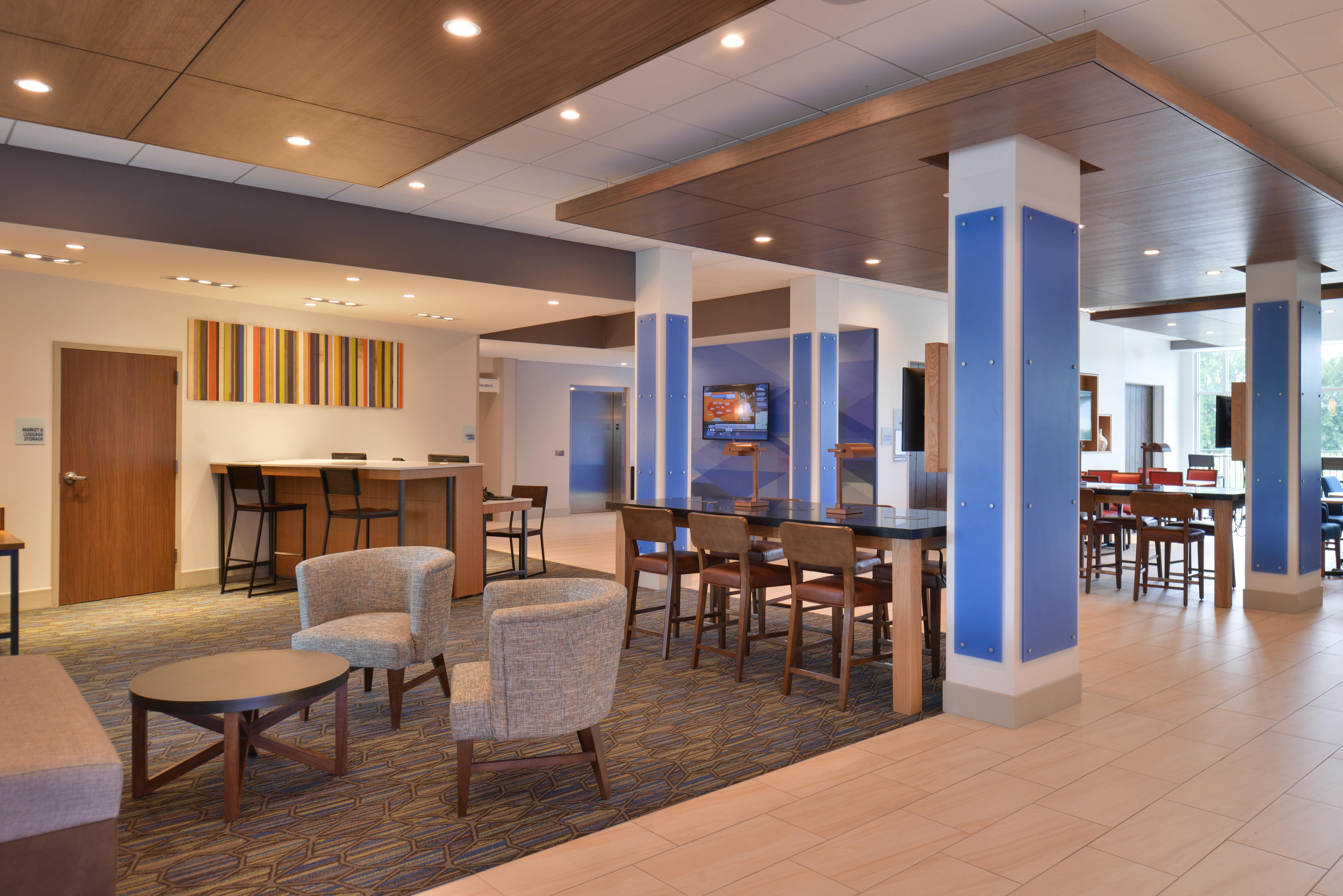 Holiday Inn Express & Suites Omaha Airport, An Ihg Hotel Carter Lake Екстериор снимка